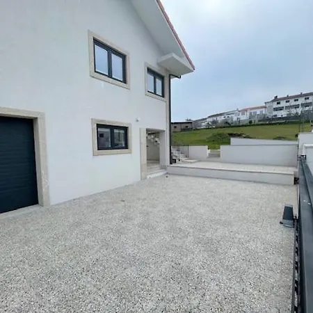 Casa Do Ferreiro T3 * Venda Nova (Villa Real)