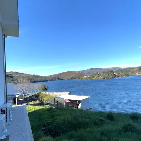 Casa Do Ferreiro T3 דירה *