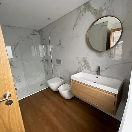 Casa Do Ferreiro T3 * Venda Nova (Villa Real)