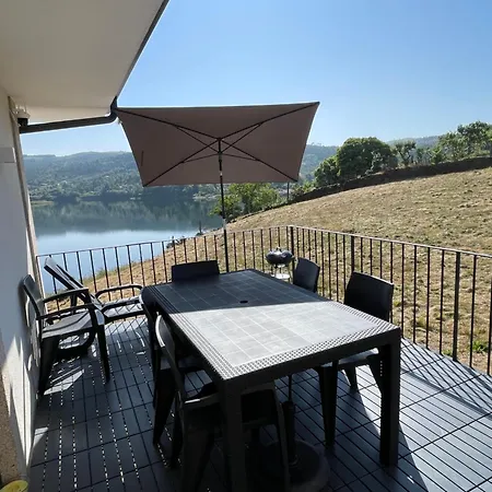 Casa Do Ferreiro T3 * Venda Nova (Villa Real)