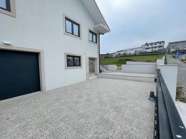 Casa Do Ferreiro T3 * Venda Nova (Villa Real)