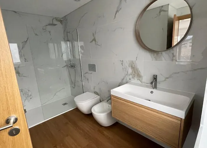 Casa Do Ferreiro T3 * Venda Nova (Villa Real)