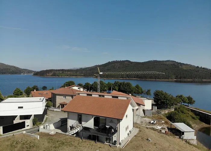 Casa Do Ferreiro T3 Апартаменты *